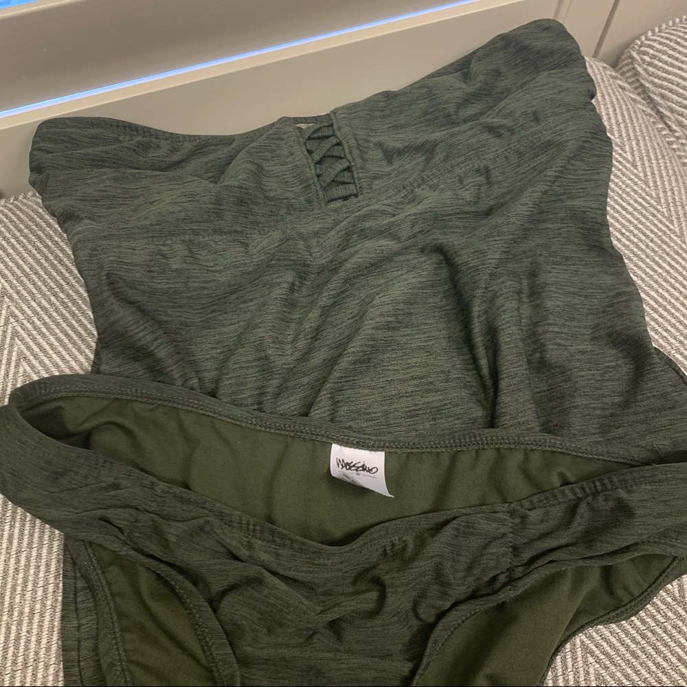 MOSSIMO tankini